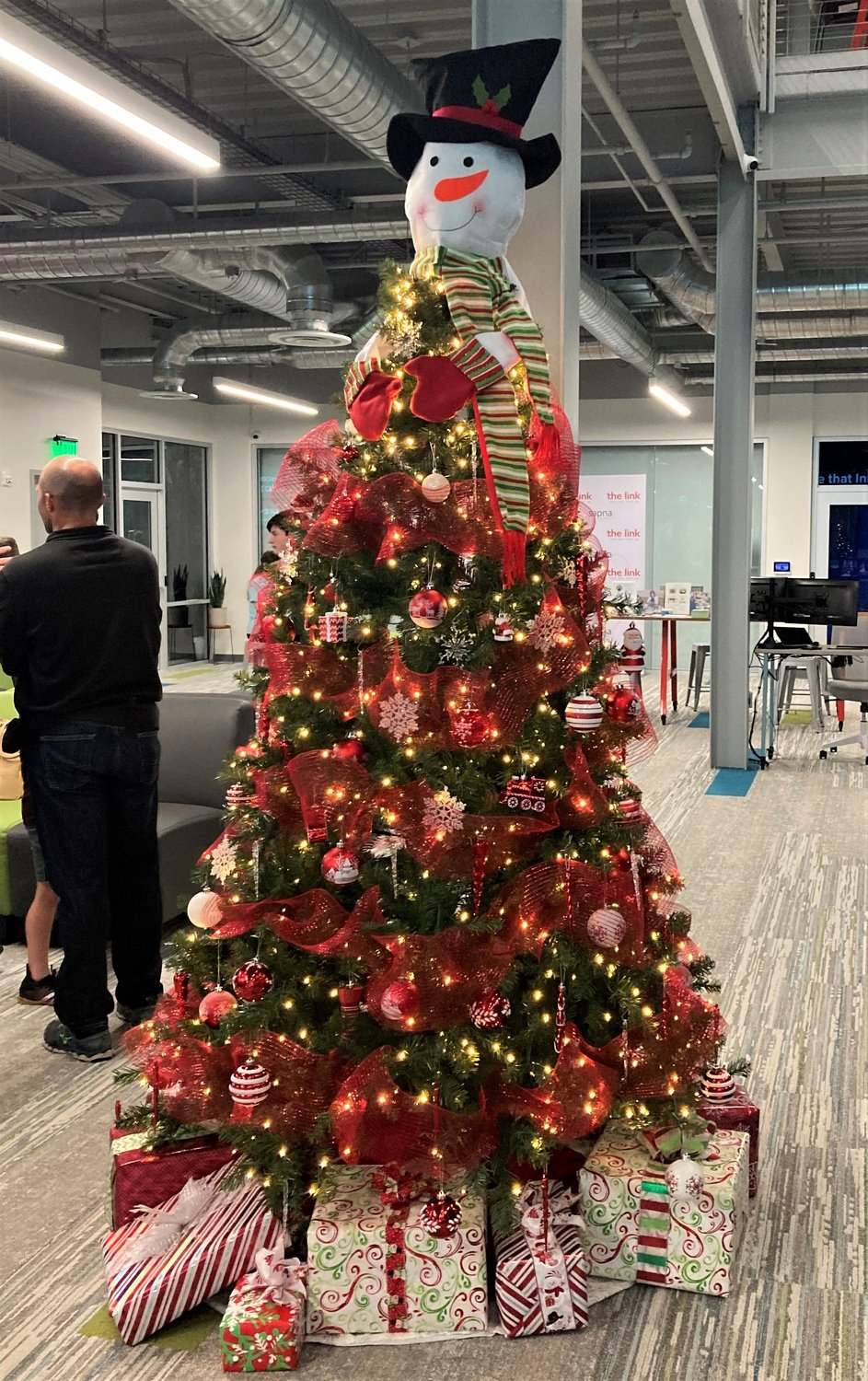 A whimsical holiday tree at the link.